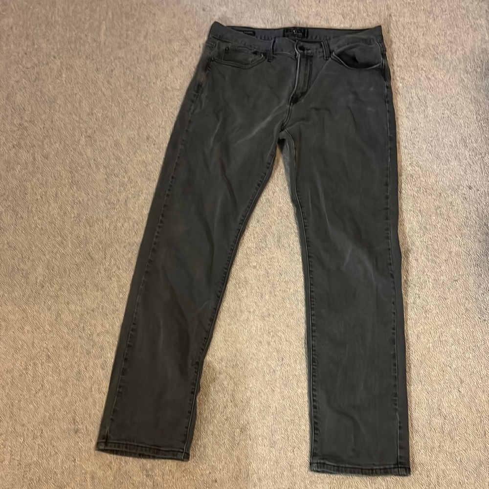 Lucky brand low rise light gray wash jeans size M